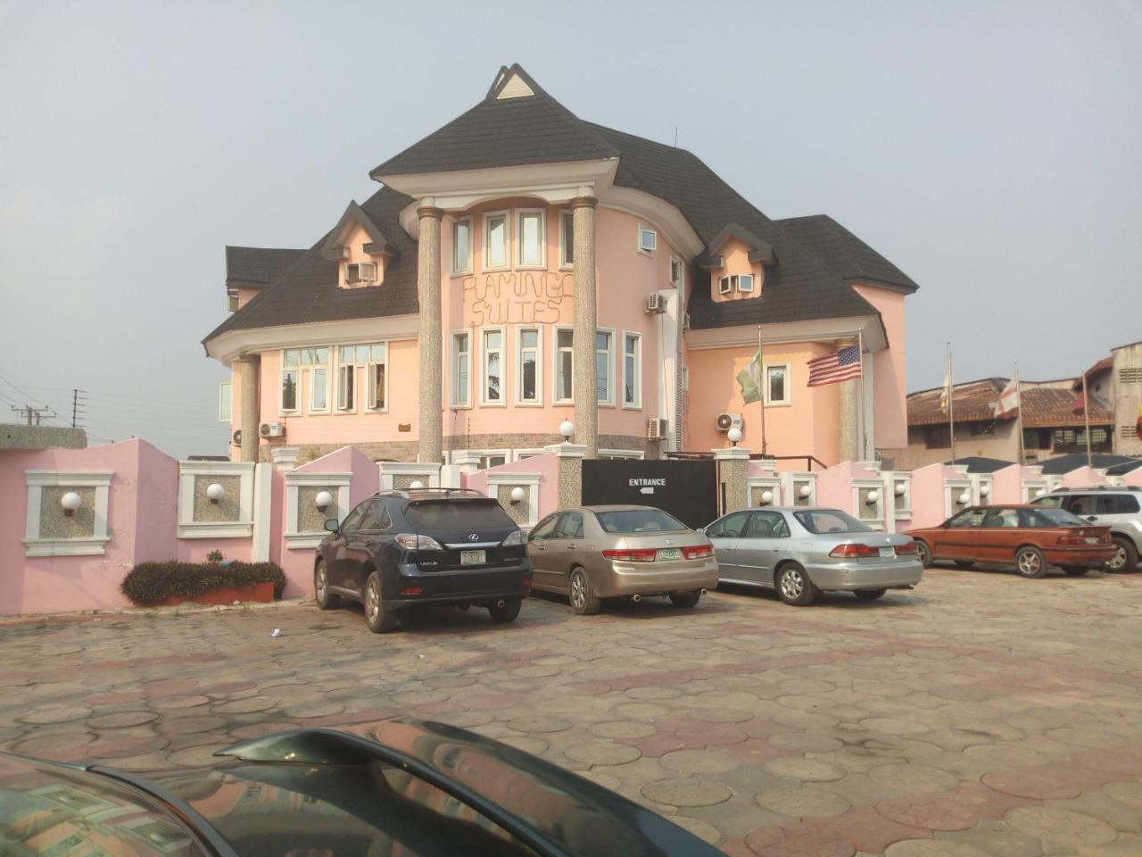 Flamingo Hotel Festac Town Extérieur photo